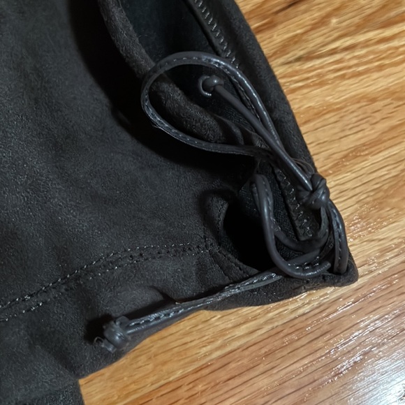 Knee high boots - Picture 7 of 8